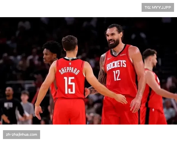 火箭内线大将亚当斯赛季报销影响球队稳定性